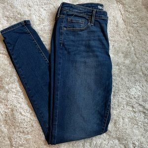 Skinny Mid Rise Jeans